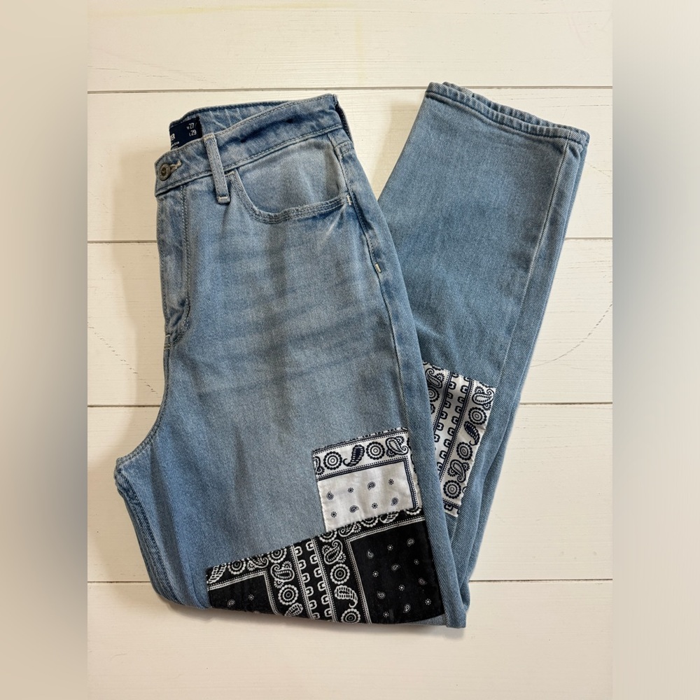 Hollister Mom Jeans